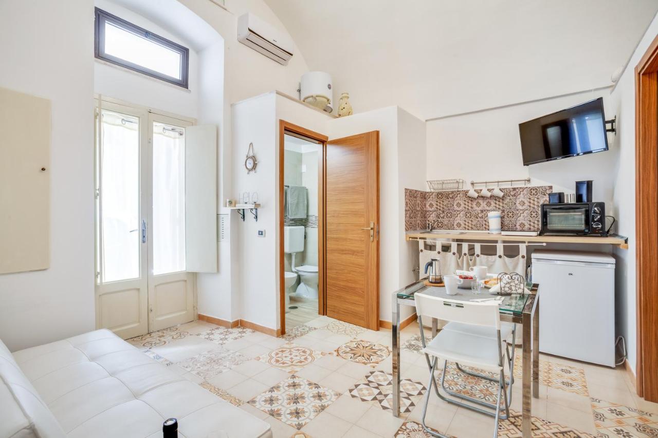 Tiny House 21 Bright Aparment Appartement Polignano a Mare Buitenkant foto